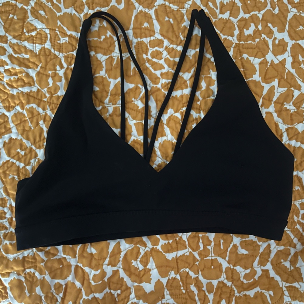 Lululemon sports bra